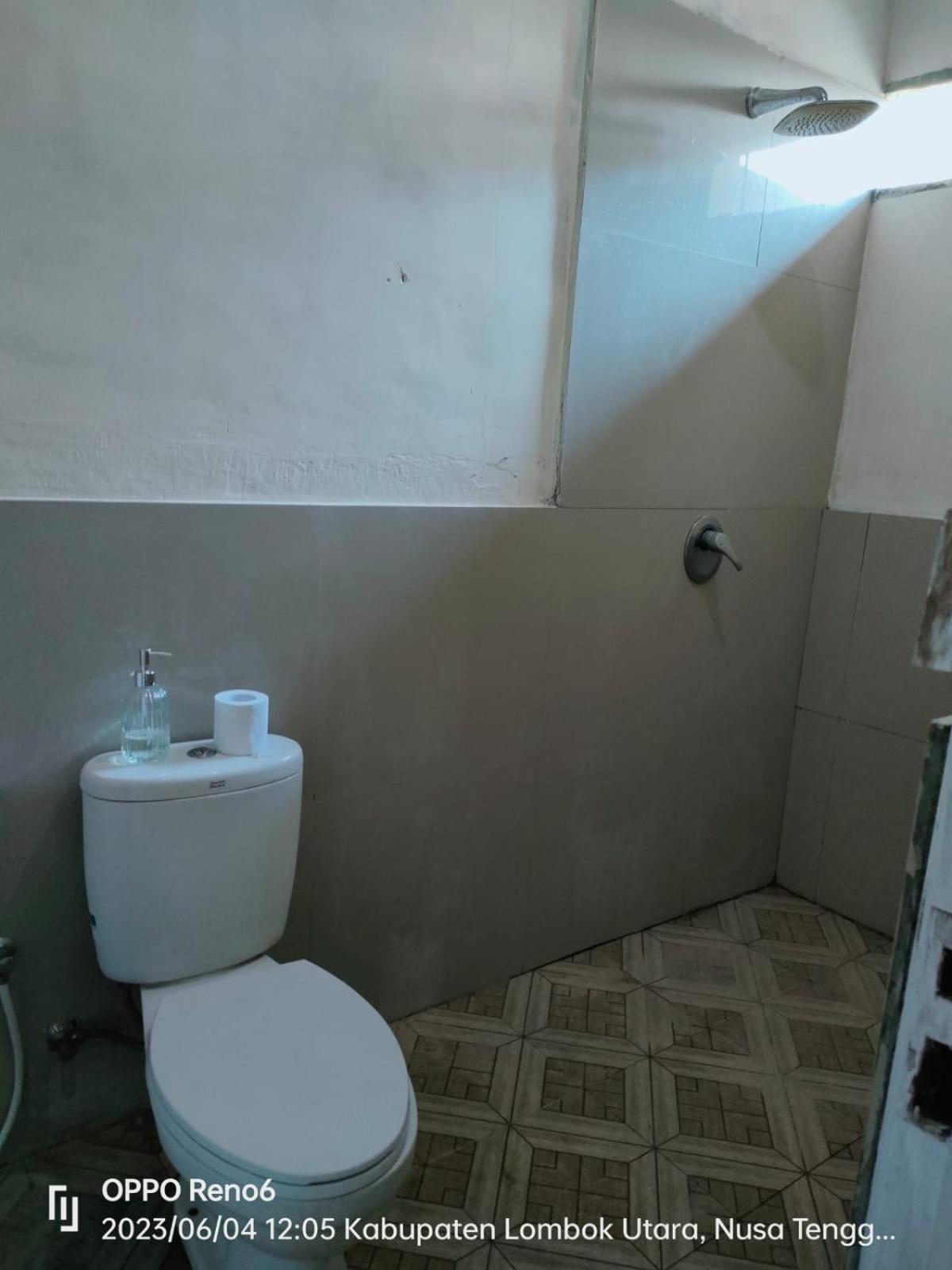 גילי אייר Pineapple Guest House מראה חיצוני תמונה